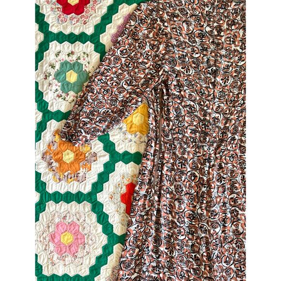 Vintage 1940s Novelty Print Dress Orange Brown Rayon Velvet Bows Abstract AS IS - Picture 11 of 16